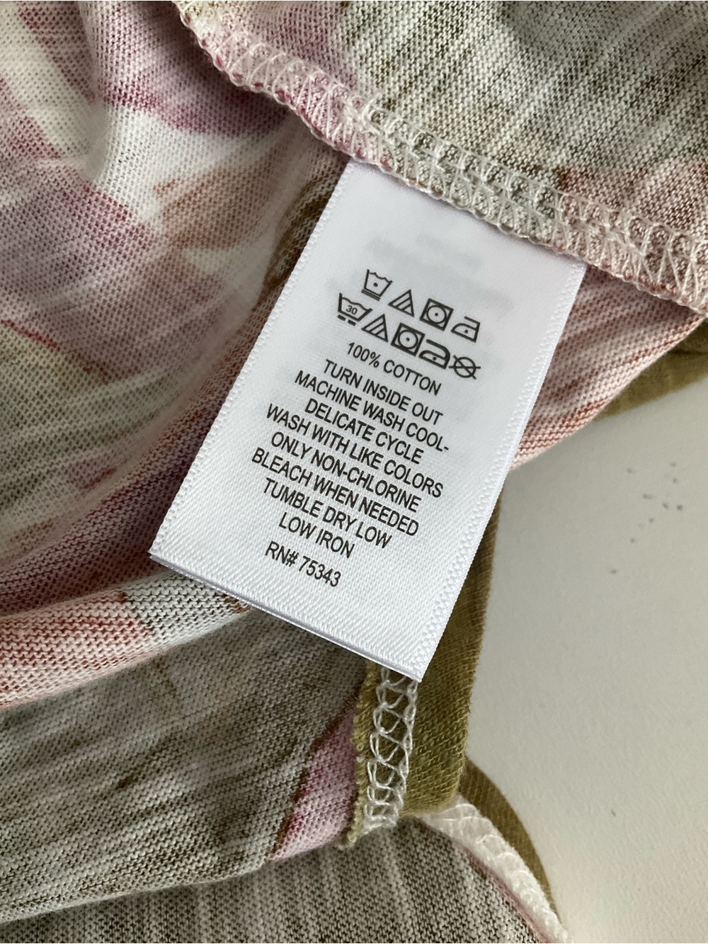 Tahari 1X V-Neck Floral Leaf Print Top in Olive, Pink & Rust 100% Cotton - Picture 8 of 8